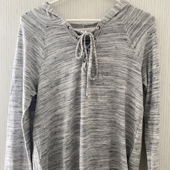 American Eagle Top - Picture 5 of 5